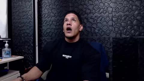 Viktor Herrera online show from February 2025 01:08:01 AM