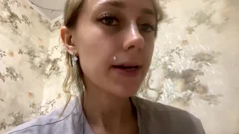 Sweett online show from May 2026 11:23:04 PM