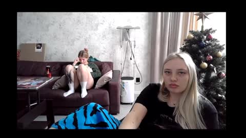 Snapshot of viktorlonsky chatting on January 2025 09:56:01 AM viktorlonsky online show from January 2025 09:56:01 AM