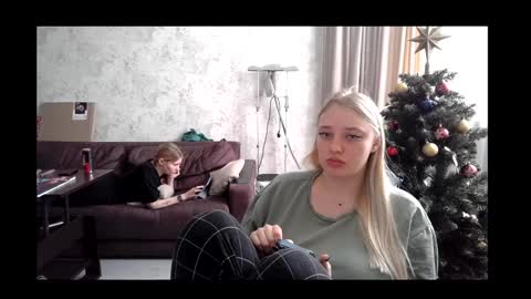 Snapshot of viktorlonsky chatting on January 2025 10:00:02 AM viktorlonsky online show from January 2025 10:00:02 AM