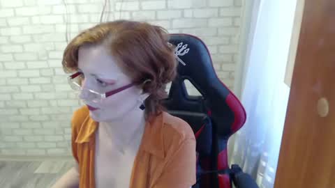 Snapshot of vikualex69 chatting on June 2026 06:54:02 AM vikualex69 online show from June 2026 06:54:02 AM