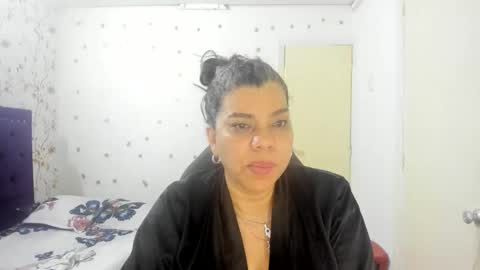Snapshot of vikyadams chatting on May 2026 09:39:02 AM VIKY ADAMS online show from May 2026 09:39:02 AM
