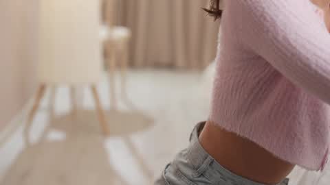 Snapshot of villanelle_l chatting on January 2025 11:52:01 AM Lana online show from January 2025 11:52:01 AM