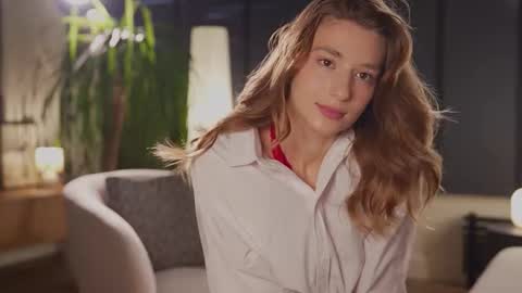 Snapshot of villanelle_l chatting on November 2025 11:34:02 AM Lana online show from November 2025 11:34:02 AM