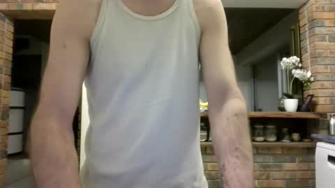 Snapshot of vince_du_80 chatting on June 2026 04:02:01 AM Vince online show from June 2026 04:02:01 AM