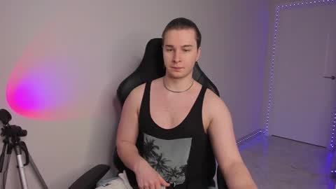 Vincent Strong online show from February 2025 07:47:02 AM