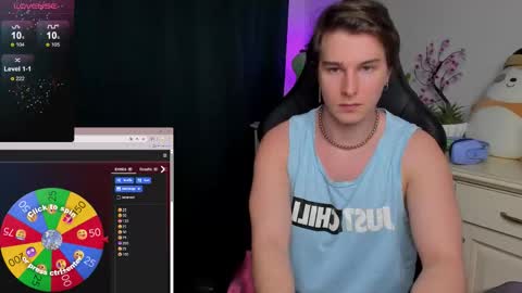 Vincent Strong online show from November 2025 01:39:02 PM