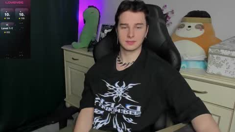 Vincent Strong online show from January 2026 02:32:01 PM