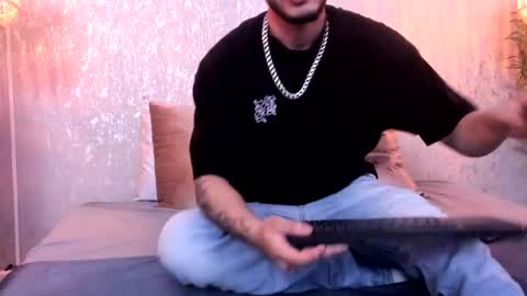 Vincent online show from September 2025 04:02:02 AM