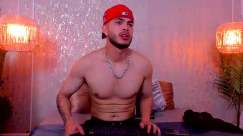 Vincent online show from September 2025 03:41:02 AM