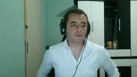Snapshot of vincentehrt1 chatting on August 2026 03:28:02 PM vincentehrt1 online show from August 2026 03:28:02 PM