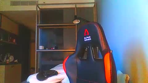 vincentprice69 online show from October 2025 11:49:02 AM