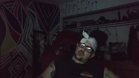 Snapshot of vineatspussnluvsit chatting on October 2025 07:09:02 AM onlyhaveeyes4u online show from October 2025 07:09:02 AM