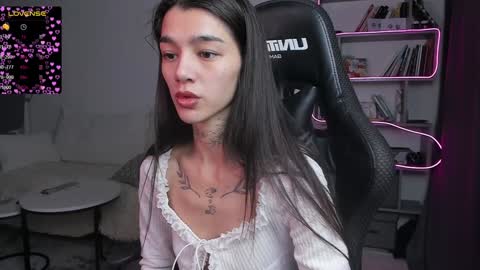 Snapshot of vinkitinkii chatting on February 2025 07:13:02 AM vinkitinkii online show from February 2025 07:13:02 AM