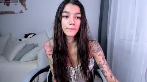 Snapshot of vinkitinkii chatting on September 2025 08:28:02 AM vinkitinkii online show from September 2025 08:28:02 AM