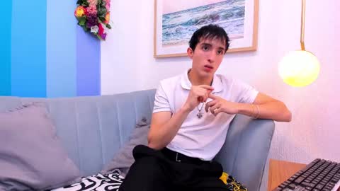 Snapshot of vinniematte chatting on February 2025 02:55:02 AM vinniematte online show from February 2025 02:55:02 AM