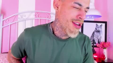 ---Vinzen--- online show from January 2026 04:39:01 AM