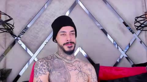 ---Vinzen--- online show from February 2026 04:50:02 AM