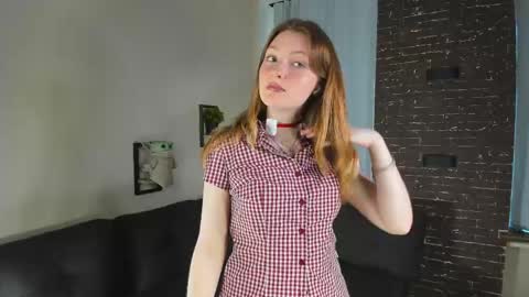 Snapshot of viola_larson chatting on June 2026 04:52:02 PM Viola but friends call me Sisi online show from June 2026 04:52:02 PM
