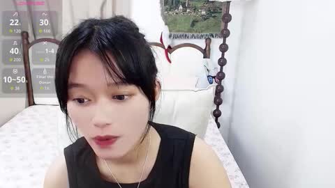 Snapshot of violazona chatting on February 2026 06:13:01 AM Zona online show from February 2026 06:13:01 AM