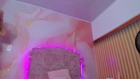 violet__taylor_ online show from January 2026 02:17:02 AM