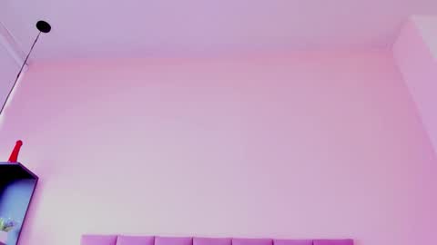 Snapshot of violet_myerrs chatting on February 2026 02:40:02 PM violet online show from February 2026 02:40:02 PM