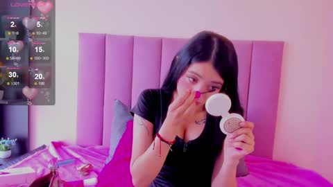 Snapshot of violet_myerrs chatting on March 2026 01:06:02 PM violet online show from March 2026 01:06:02 PM