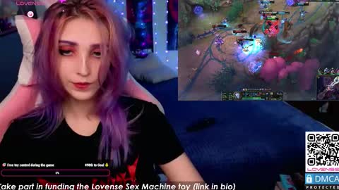 Snapshot of violet_noir_ chatting on September 2025 05:29:01 AM Deya online show from September 2025 05:29:01 AM