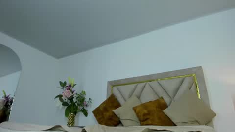 Mary online show from June 2026 07:03:02 PM