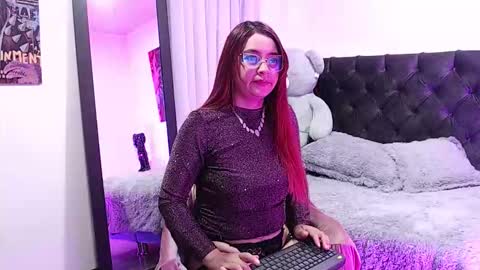 Snapshot of violet_redvelvet chatting on March 2026 11:50:01 AM violet_redvelvet online show from March 2026 11:50:01 AM