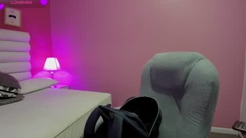 violet_sinclair online show from July 2026 11:14:01 AM