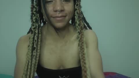 Violet online show from December 2024 04:48:02 AM