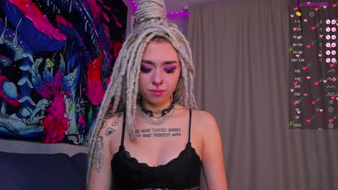 Violet online show from December 2024 03:55:01 PM