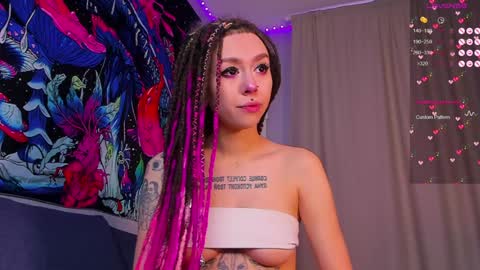 Violet online show from February 2025 06:56:02 AM