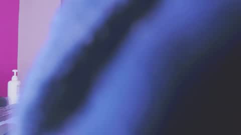 Snapshot of violeta_london chatting on November 2025 11:51:02 AM violeta london online show from November 2025 11:51:02 AM