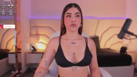violeta_marquez online show from November 2025 11:31:01 AM