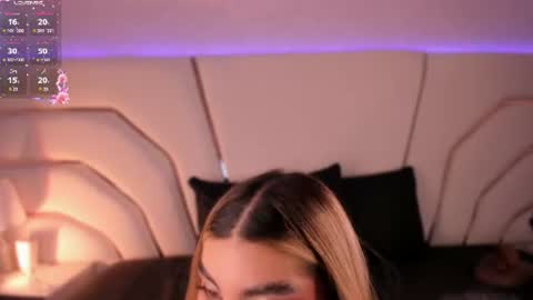 Snapshot of violeta_marquez chatting on July 2026 11:38:01 AM violeta_marquez online show from July 2026 11:38:01 AM