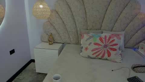 violeta_medina online show from March 2026 02:39:01 AM