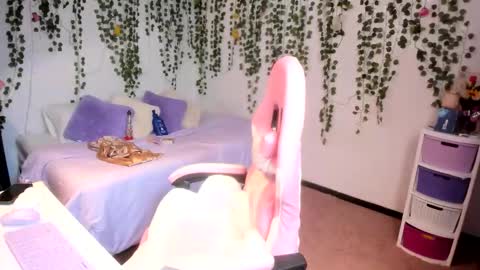 Violeta online show from October 2025 04:17:02 PM