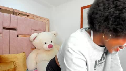 Violeta Ruiz online show from December 2025 02:25:01 PM