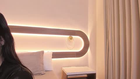 Violeta Sum online show from February 2026 12:15:01 PM