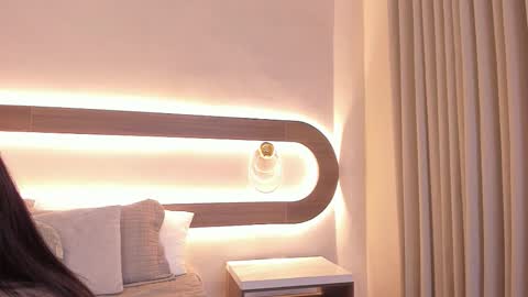 Violeta Sum online show from March 2026 12:11:01 PM