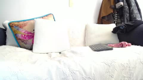 Snapshot of violetagomez_co chatting on December 2024 03:04:02 PM Violeta Gmez online show from December 2024 03:04:02 PM