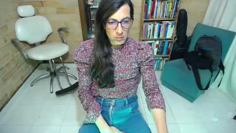 Snapshot of violetagomez_co chatting on September 2025 02:59:01 AM Violeta Gmez online show from September 2025 02:59:01 AM