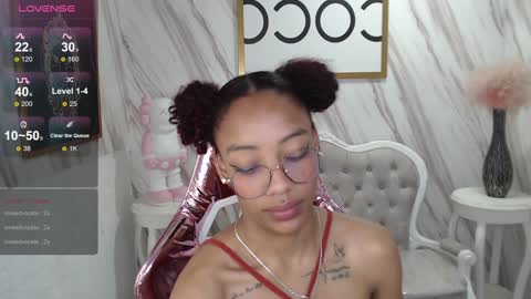 violeth_b online show from January 2025 06:49:01 PM