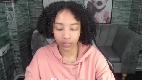 violeth_b online show from September 2025 01:04:01 PM