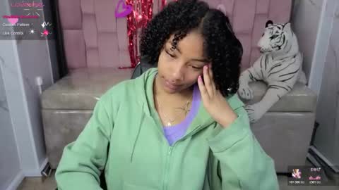 violeth_b online show from February 2026 12:48:02 PM