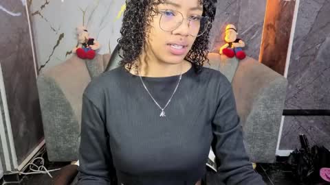 violeth_b online show from March 2026 12:50:02 PM