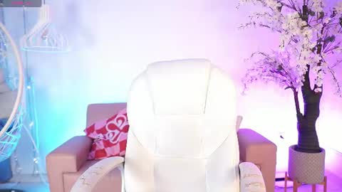 Snapshot of violetjonesx chatting on July 2026 11:36:02 AM violetjonesx online show from July 2026 11:36:02 AM