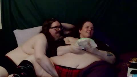 Violet Knight online show from March 2026 11:23:01 PM